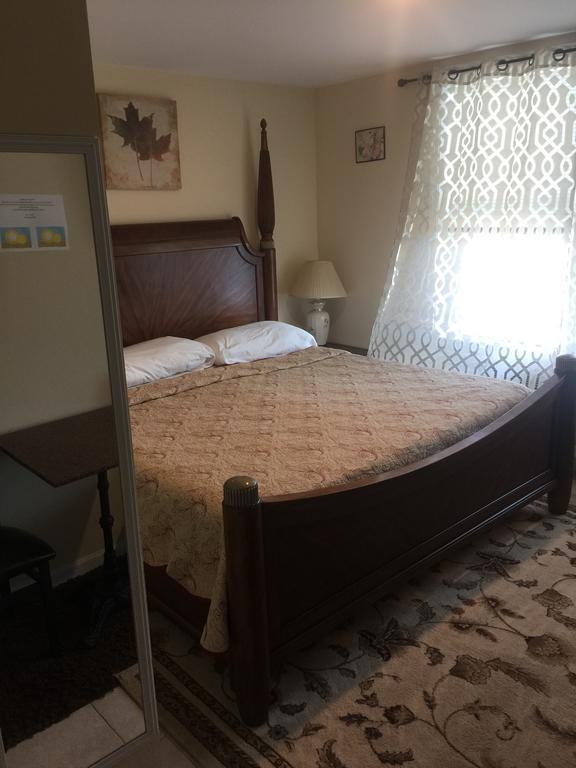 Misquamicut Beach Front Inn Westerly Buitenkant foto