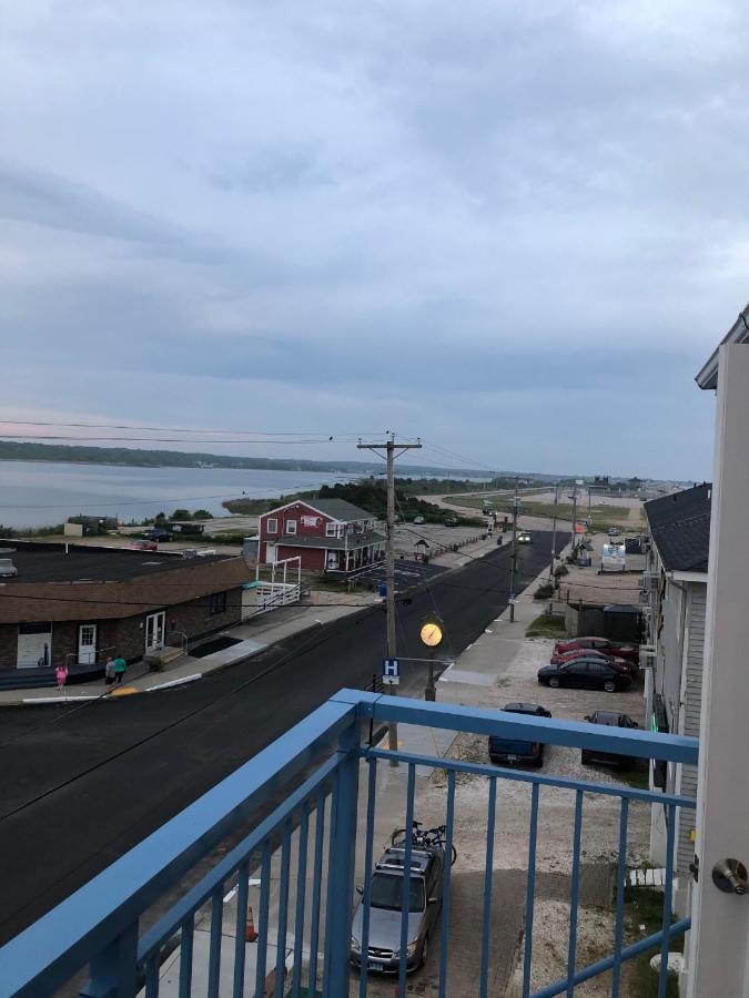 Misquamicut Beach Front Inn Westerly Buitenkant foto