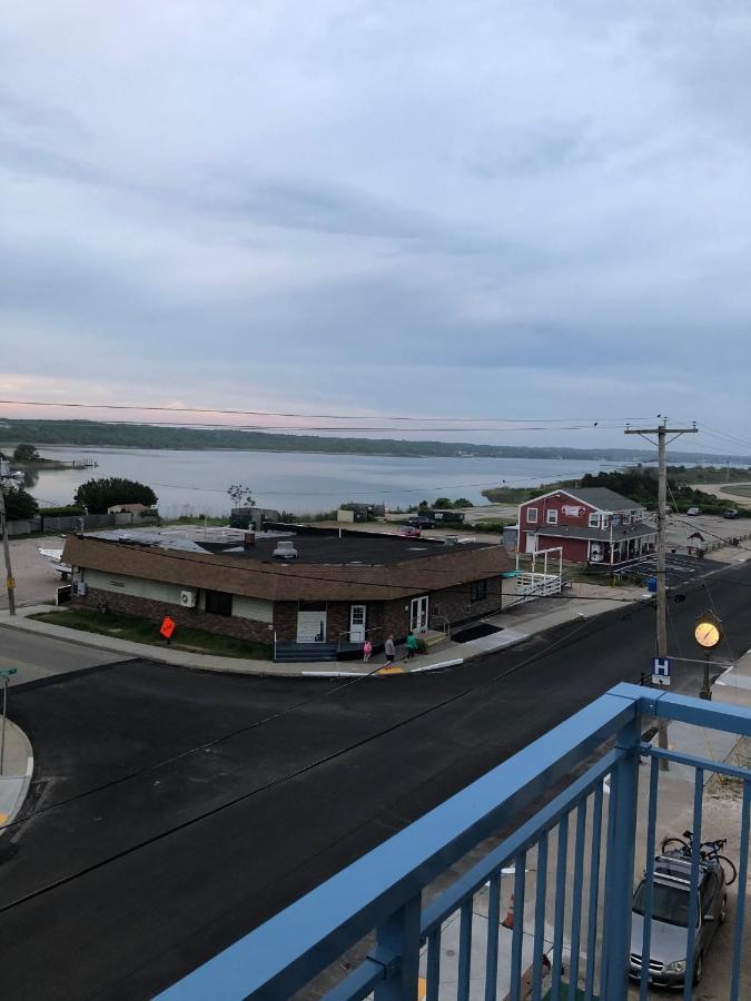 Misquamicut Beach Front Inn Westerly Buitenkant foto